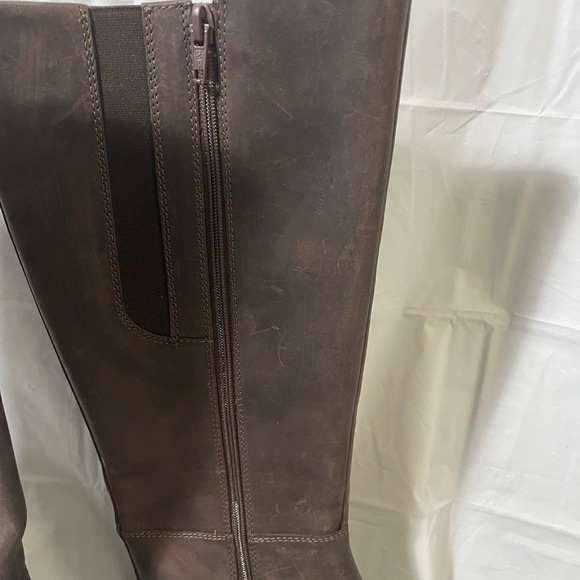 Clarks women’s brown leather buckled boots New never worn size 7 - Picture 3 of 9